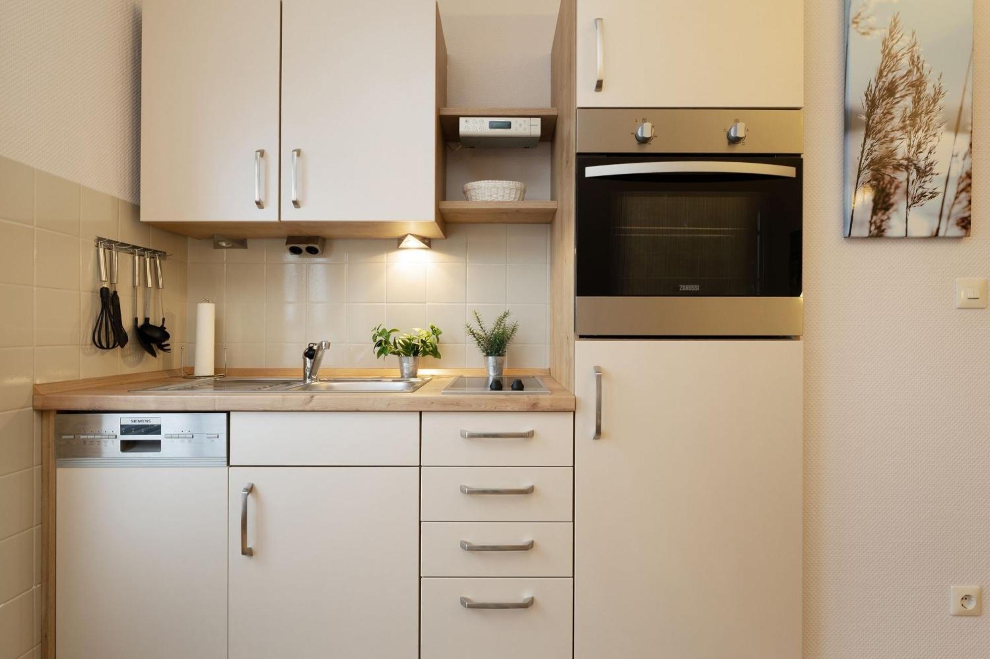 Mittelweg 6 Wohnung 4 グレーミッツ エクステリア 写真