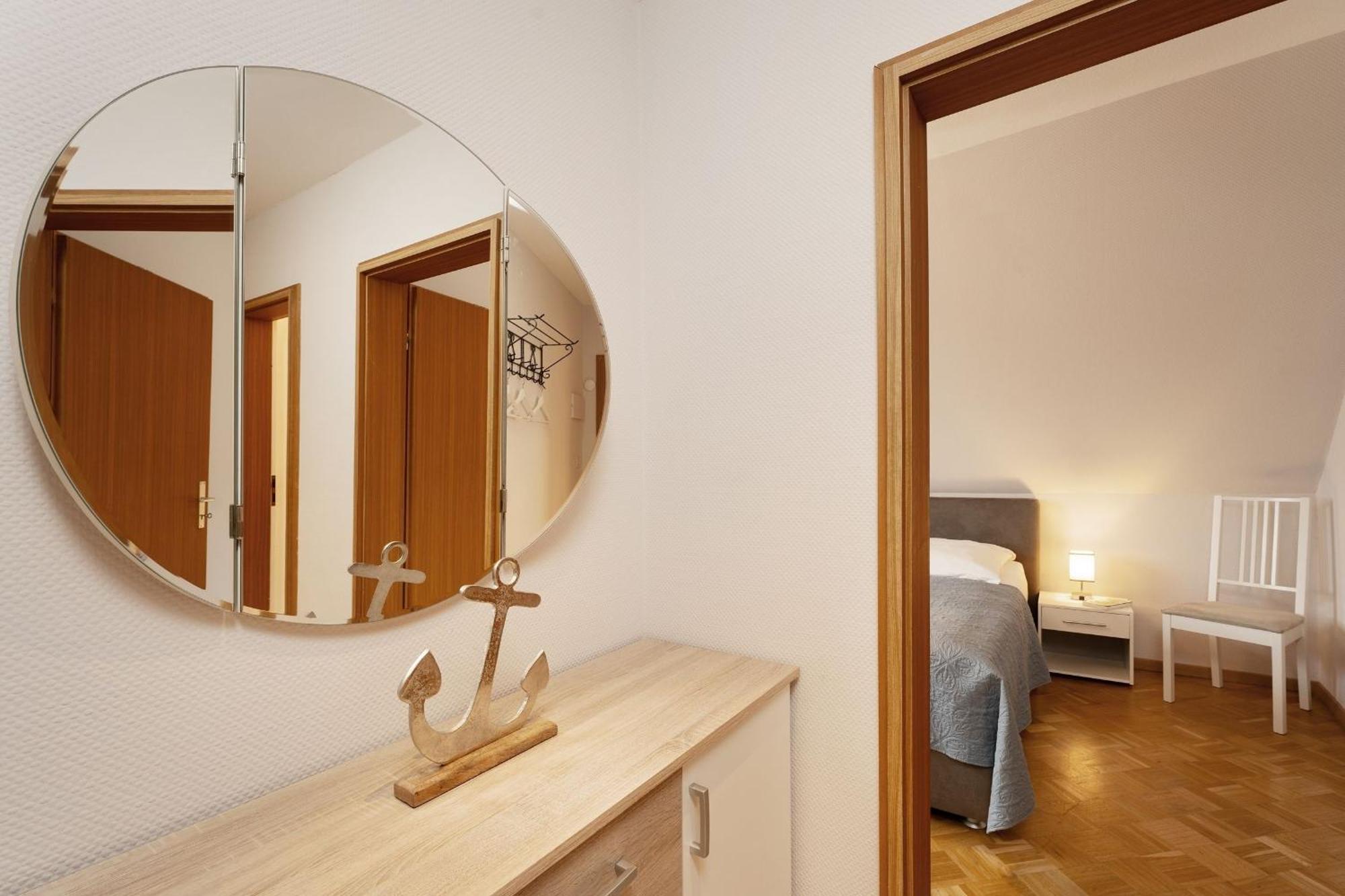 Mittelweg 6 Wohnung 4 グレーミッツ エクステリア 写真